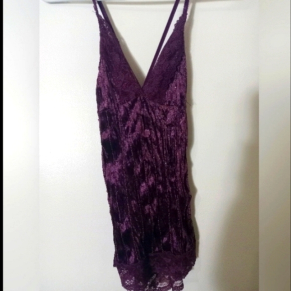 Twenty One Vintage Deep Purple Camisole w/ Sequins Med Like New! - Picture 2 of 7